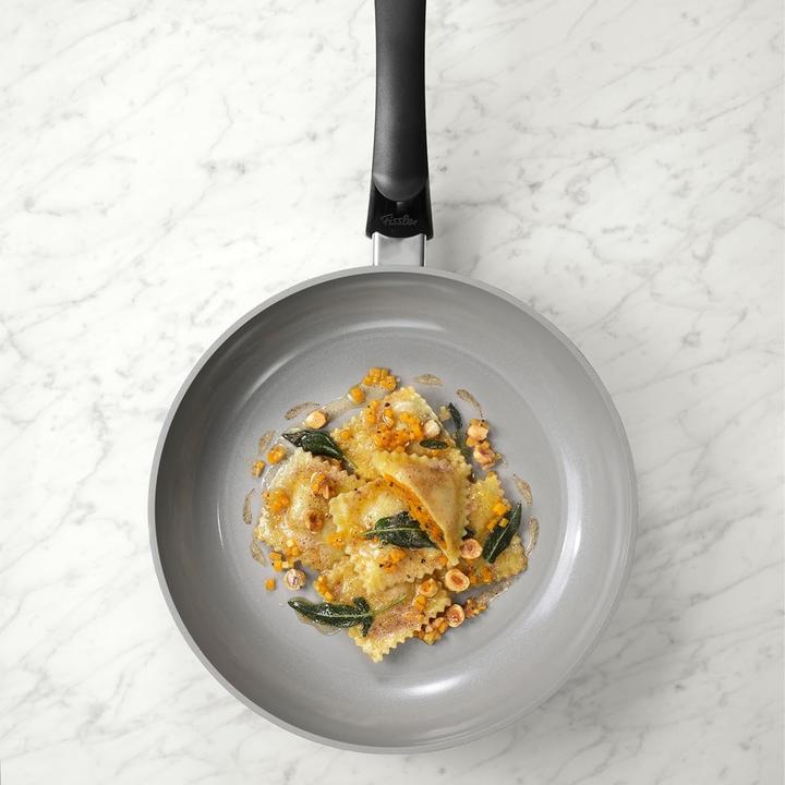 Produktbild Fissler Bratpfanne Ceratal Cl. 24cm (Bratpfanne, Aluminium, 24 x 9.50 cm)