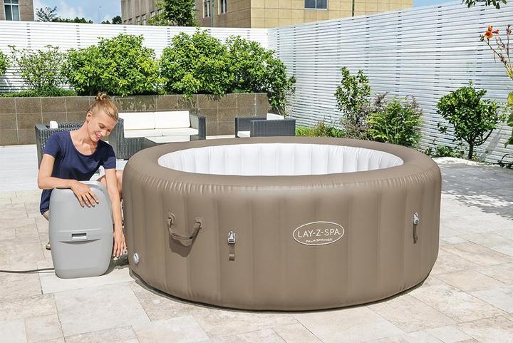 Produktbild Bestway Lay-Z-Spa Palm Springs AirJet (6 Personen)