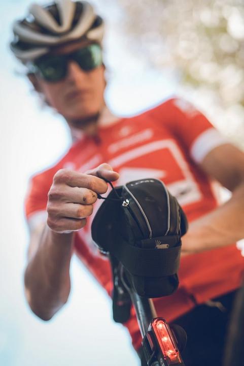 Actual product image Lezyne Micro Caddy (1.13 l, Saddle bag)