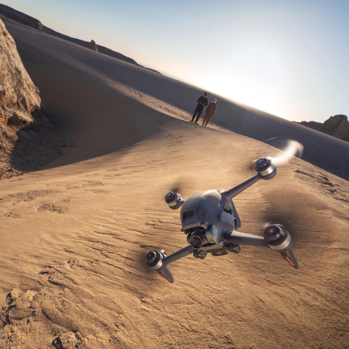 Produktbild DJI FPV Universal Edition (20 min, 795 g, 12 Mpx)
