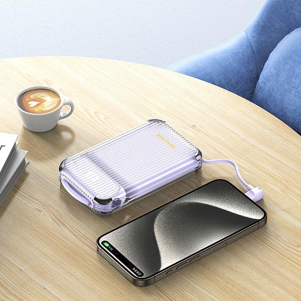 Produktbild Awei PowerBank P89K 10000mAh 38,5W czarny/black + kable PD/Lightning (10000 mAh, 22 W, 38.50 Wh)