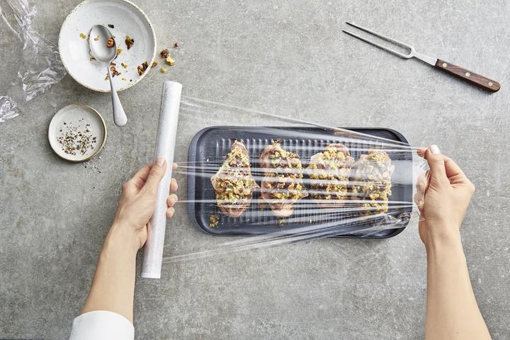 Produktbild Betty Bossi Kochbuch Mit Kruste und Haube (Deutsch)