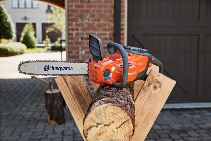 Image du produit Husqvarna 120i Kit (Tronçonneuse à batterie)