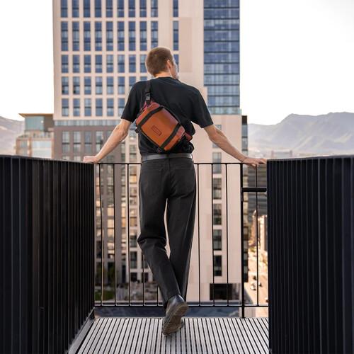 Produktbild Wandrd ROGUE Sling 6L Sedona Orange V2 (Kamera Schultertasche, 6 l)