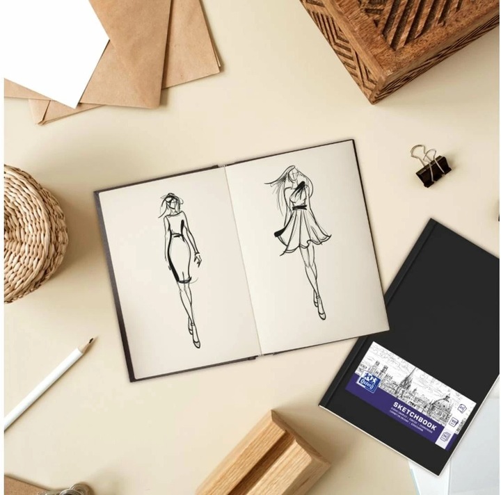 Actual product image Oxford Sketchbook (A4, Plain, Hardcover)