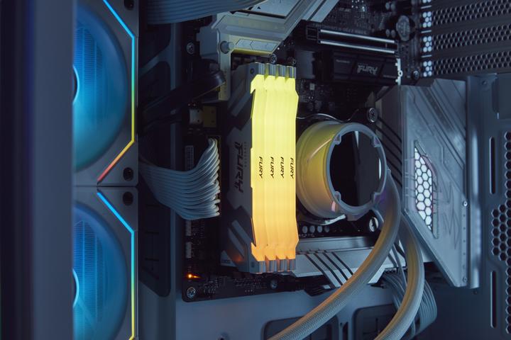 Actual product image Kingston 48GB 8800MT/s DDR5 CL42 CUDIMM Kit of 2 FURY Renegade RGB White (2 x 24GB, 8800 MHz, DDR5 RAM, CU-DIMM)