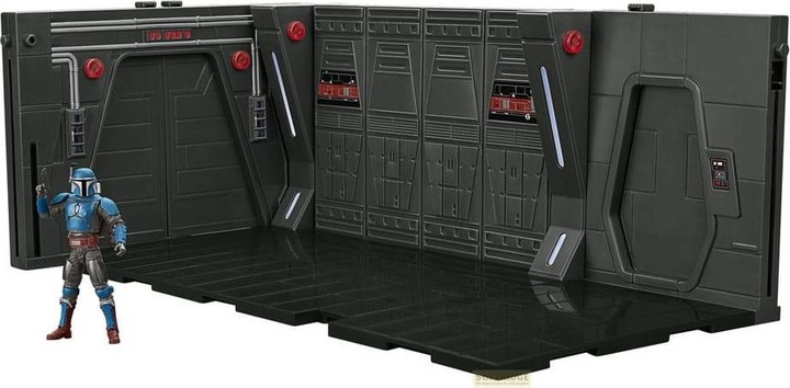 Actual product image Hasbro Star Wars: The Mandalorian Vintage Collection Moff Gideon's Imperial Light Cruiser Hallway with