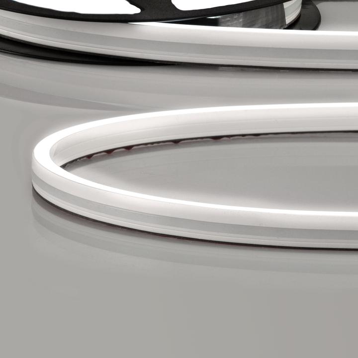 Produktbild Isoled LED NEON940 Flexband B08H12, 24V DC, 12W, IP67, 4000K, 5m Rolle, 140 LED/m, inkl. Montageclip (500 cm)