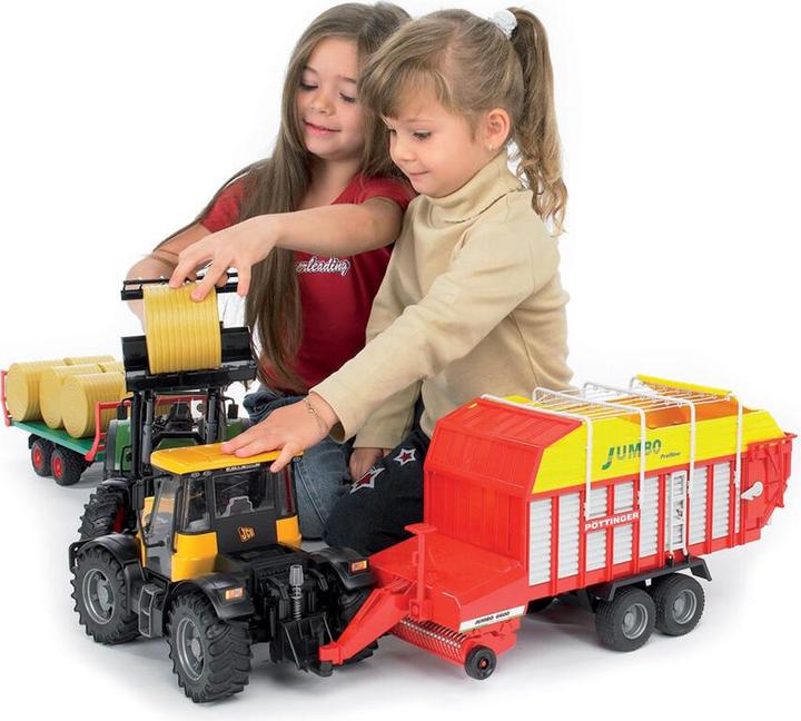 Actual product image Bruder Pöttinger Jumbo 6600