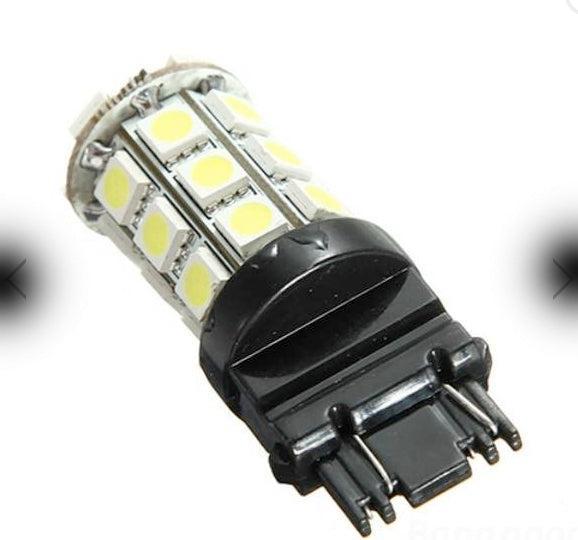 Immagine prodotto Hermex 1x T25 P27W 3156 27 SMD LED ERROR FREE CANBUS OBC - XENON Bianco