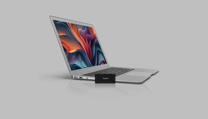 Actual product image Kingston XS1000 (2 TB)