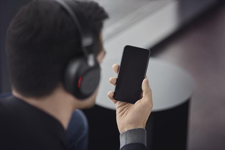 Produktbild Jabra Evolve2 85 UC (Kabellos, USB-A)