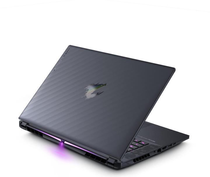Produktbild Gigabyte Aorus Elite 16 RTX 5070 (16", 2000 GB, 32 GB, DE, Intel Core Ultra 9 275HX)