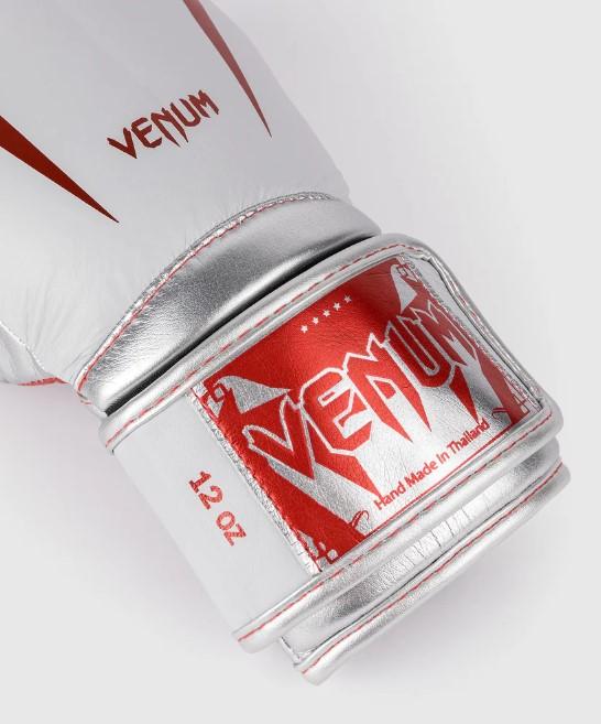 Actual product image Venum Giant 3.0 Boxhandschuhe (12 OZ, One size)
