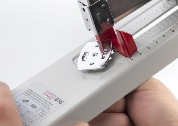 Produktbild Novus Blockheftgerät B56 Typbezeichnung der Heftklammern: 23/8 - Heftleistung: 200 Bl. (80 g/m²) (200 Blätter)