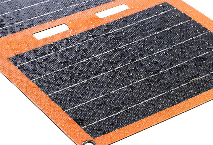 Actual product image Revolt Solar backpack (21 W, 0.73 kg)