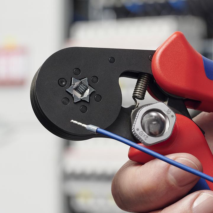 Image du produit Knipex Pince à sertir auto-ajustable pour embouts de câble (180 mm)