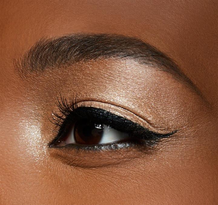 Produktbild MAC Cosmetics Dazzleshadow (Oh So Guilty)