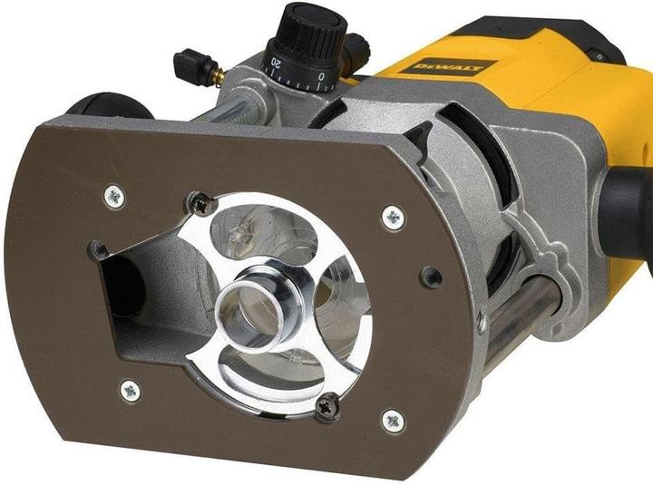 Actual product image DeWalt 1,100 watt router (Router)