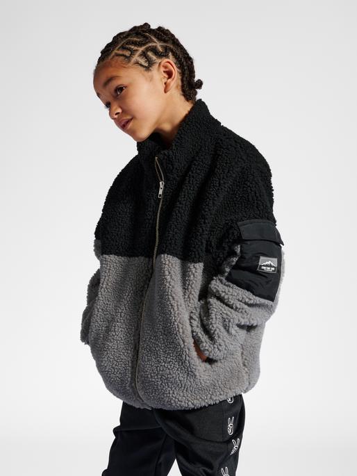 Produktbild hummel stsFUSION JACKET (128)