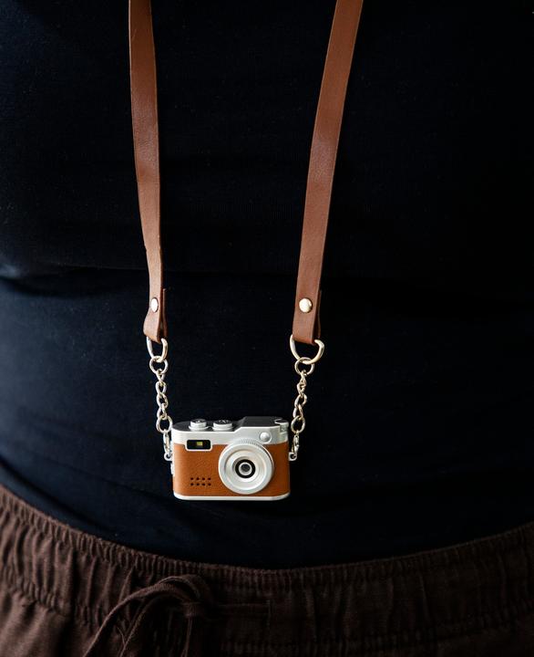 Actual product image I Am Creative Retro Mini Kamera 2MP mit Display und SD-Slot (2 Mpx)