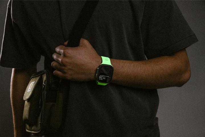 Produktbild Nomad Sport Band 38/40/41 Glow (Kunststoff)