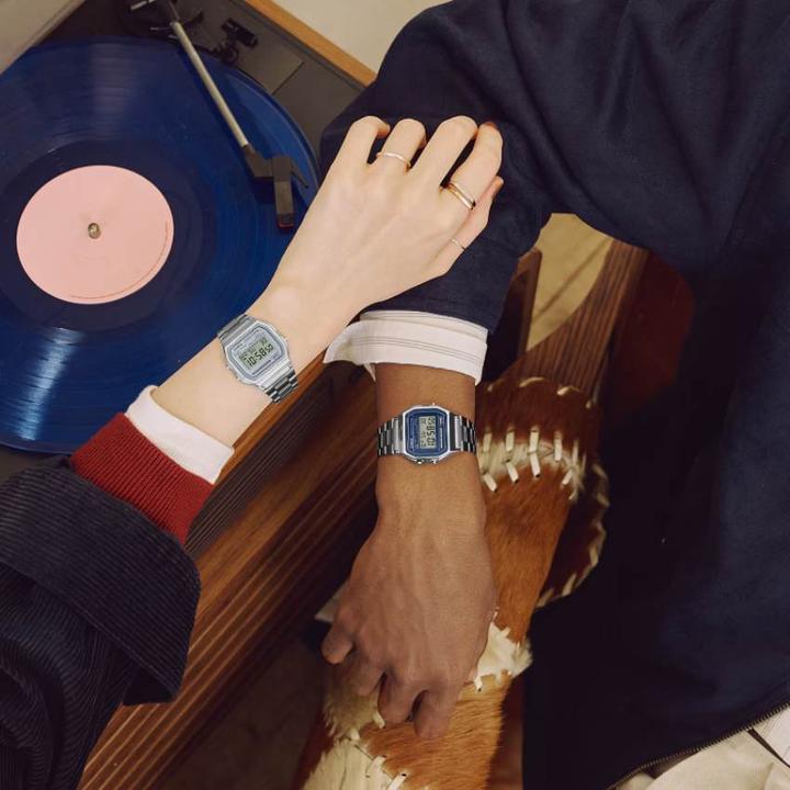 Produktbild Casio A158WEA-7EF (Digitaluhr, 36.80 mm)