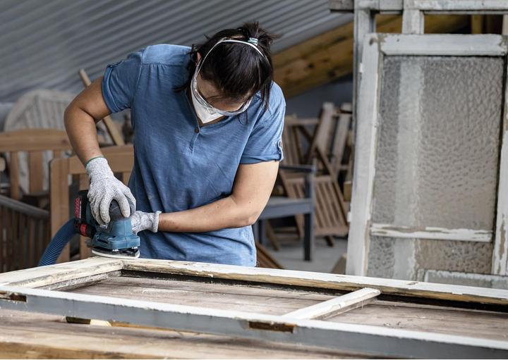 Actual product image Bosch Professional Zubehör Expert C470 Sandpaper for Delta Sander, 93 mm, G 180, 5 pcs. (180)