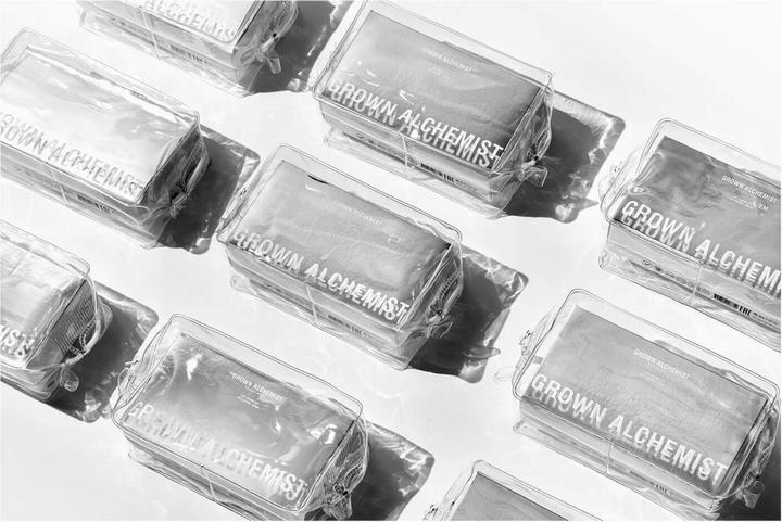 Produktbild Grown Alchemist Christmas Lip & Hand Kit