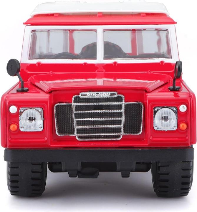 Actual product image Bburago Land Rover Series II 1/24 red