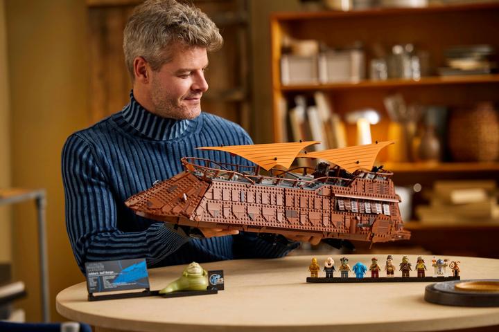 Actual product image LEGO Jabba's sailing barge (75397, LEGO Star Wars, LEGO Rare Sets)