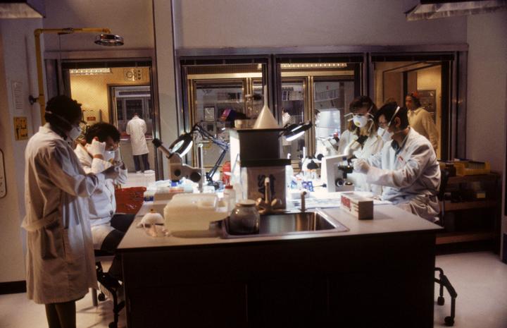 Produktbild Outbreak Lautlose Killer (Blu-ray, 1995, Deutsch, Spanisch, Französisch, Englisch)