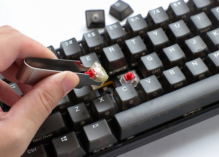 Produktbild Ducky One 3 Aura Black SF Gaming Tastatur, RGB LED - MX-Brown (DE, Kabelgebunden)