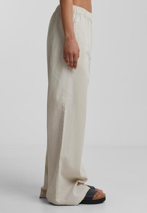 Actual product image Urban Classics Ladies Linen Mixed Wide Pants - 161183 (XS)