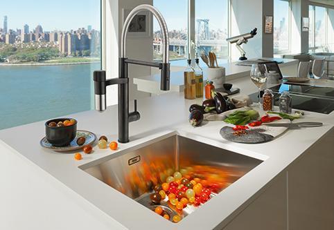 Actual product image Franke Vital Professional Functional Faucet Black Matt / Stainless Steel Look (PVD Coating) 120.062