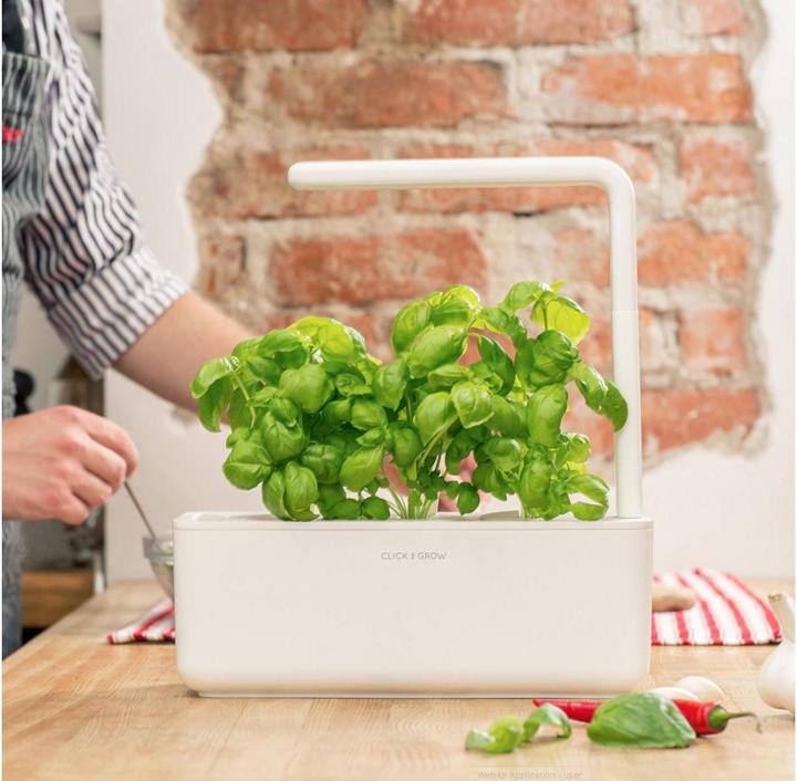 Produktbild Click and Grow Smart Garden 3 (13.50 x 31.50 x 21 cm)