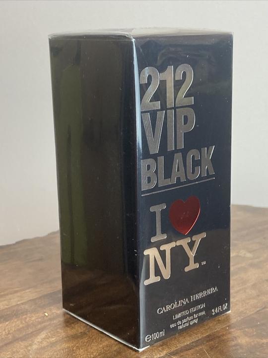Immagine prodotto Carolina Herrera 212 VIP Black I Love NY EDP in edizione limitata (Eau de parfum, 100 ml)