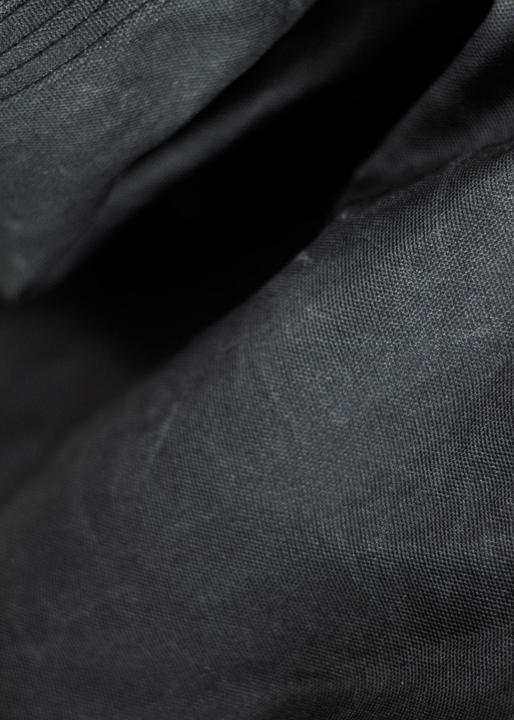 Produktbild Qwstion Roll Pack – Waxed Black - Waxed Black (20 l)