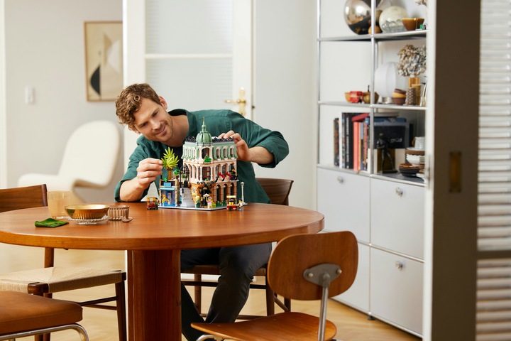 Productafbeelding LEGO Boutique Hotel (10297, LEGO Zeldzame Sets)