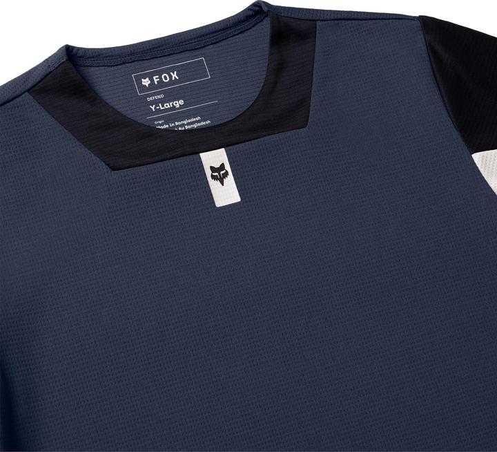 Actual product image Fox Yth Defend SS Jersey (M)