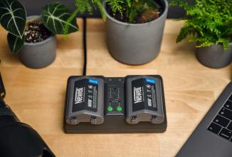 Actual product image Newell Dual-channel charger BC-18B for EN-EL18 - Nikon (Camera battery charger)