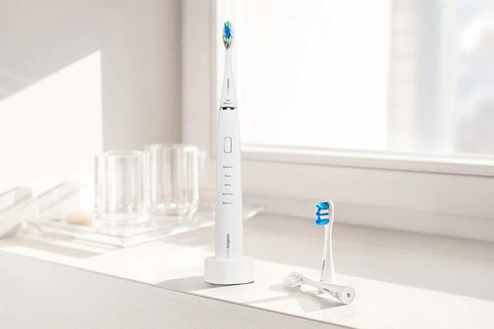 Actual product image Niceboy Sonicwhite