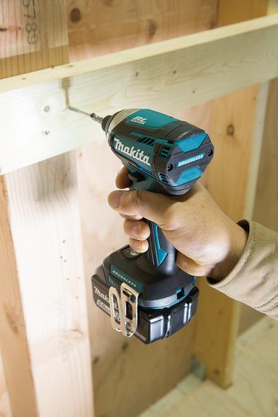 Actual product image Makita DTD154ZJ (Rechargeable battery operated)