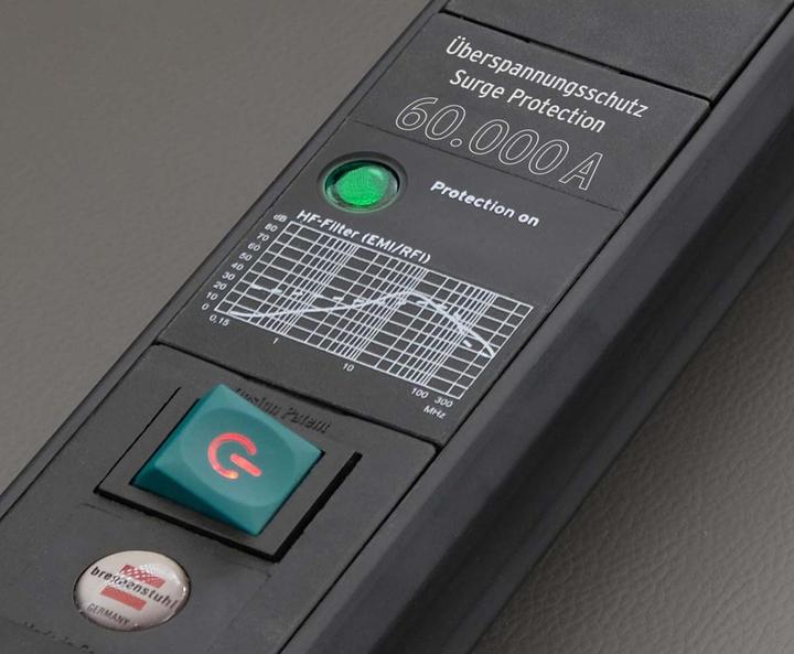 Produktbild Brennenstuhl Premium-Line 6-fach ÜSS 60.000 A, 5m Steckdosenleiste 6-fach mit Überspannungsschutz bis zu 60.000 (6 x, 5 m)