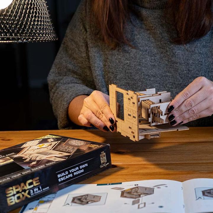 Produktbild Escape Welt Space Box - Rätselbox Bausatz (Deutsch)