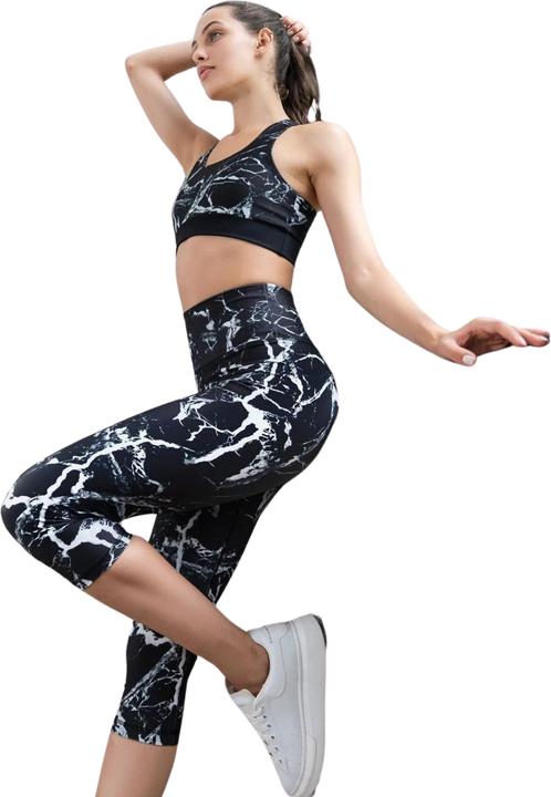 Actual product image Lismina 976 Capri Leggings (S)