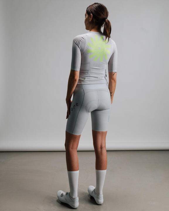 Actual product image Isadore Alternative (M)