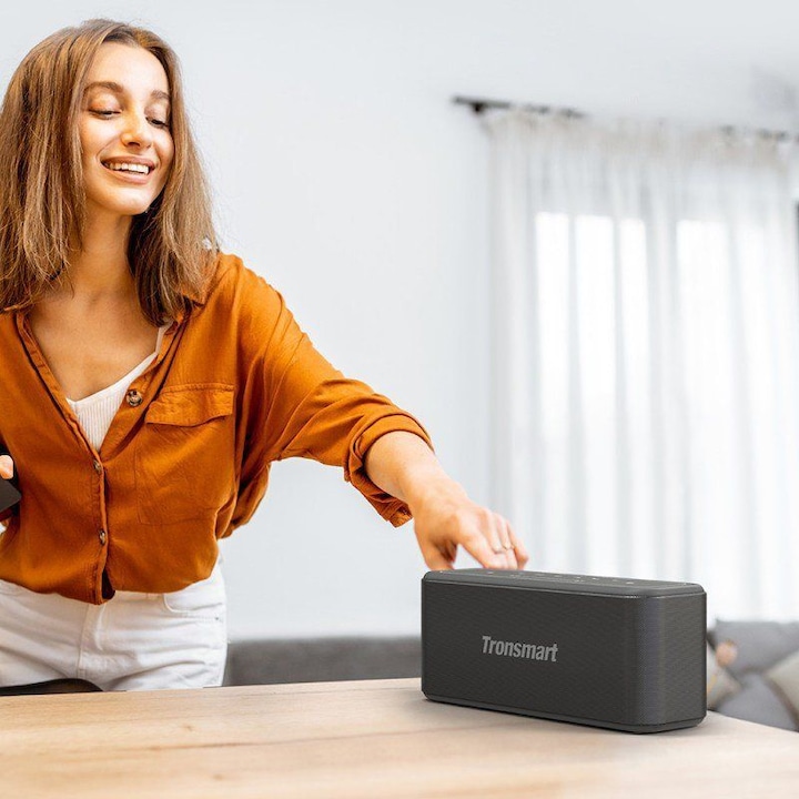 Actual product image Tronsmart Mega Pro (10 h, Rechargeable battery operated)