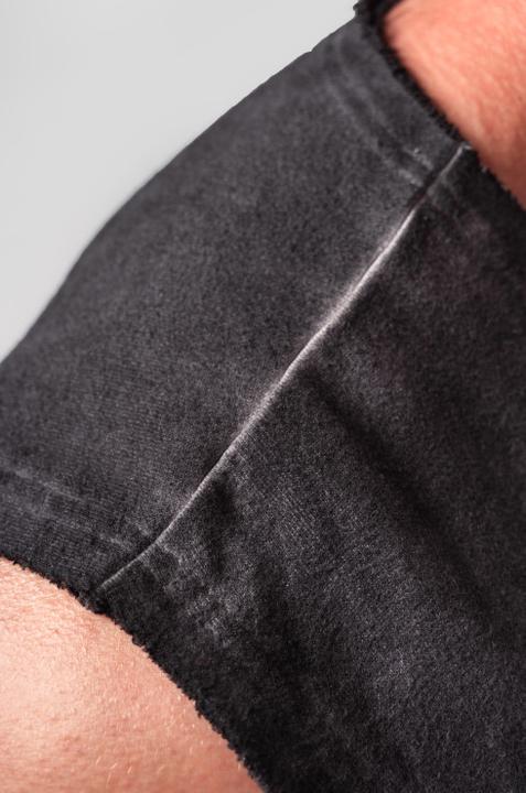 Actual product image Nebbia Washed-off Ärmelloser Hoodie Beastin 361 - black (XXL)