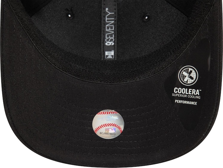 Actual product image New Era 9Seventy Stretch Snapback Cap - New York Yankees
